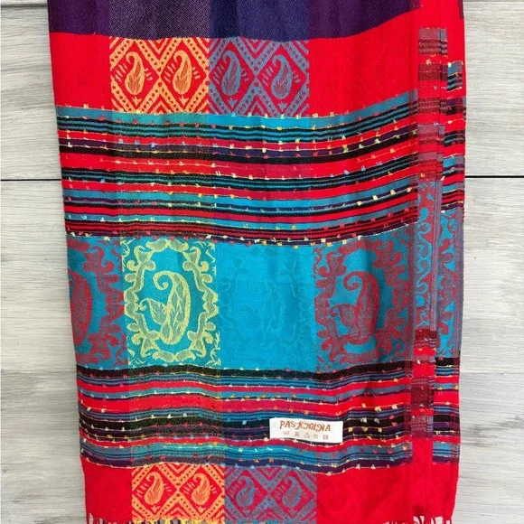 Colorful scarf/wrap - Picture 3 of 4